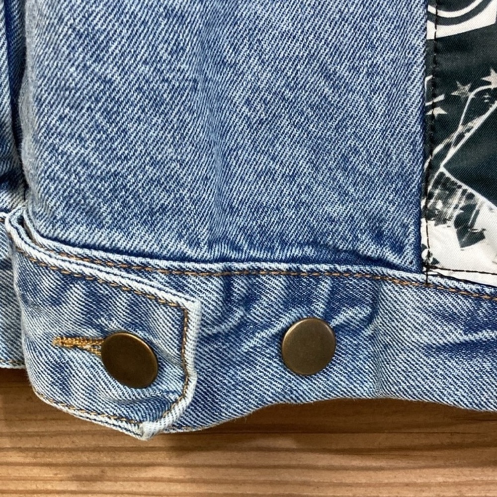 AC-DC Denim Jacket 100% Cotton NWOT - Excellent Gift Rock Fan Apparel 40” Chest - Picture 8 of 16